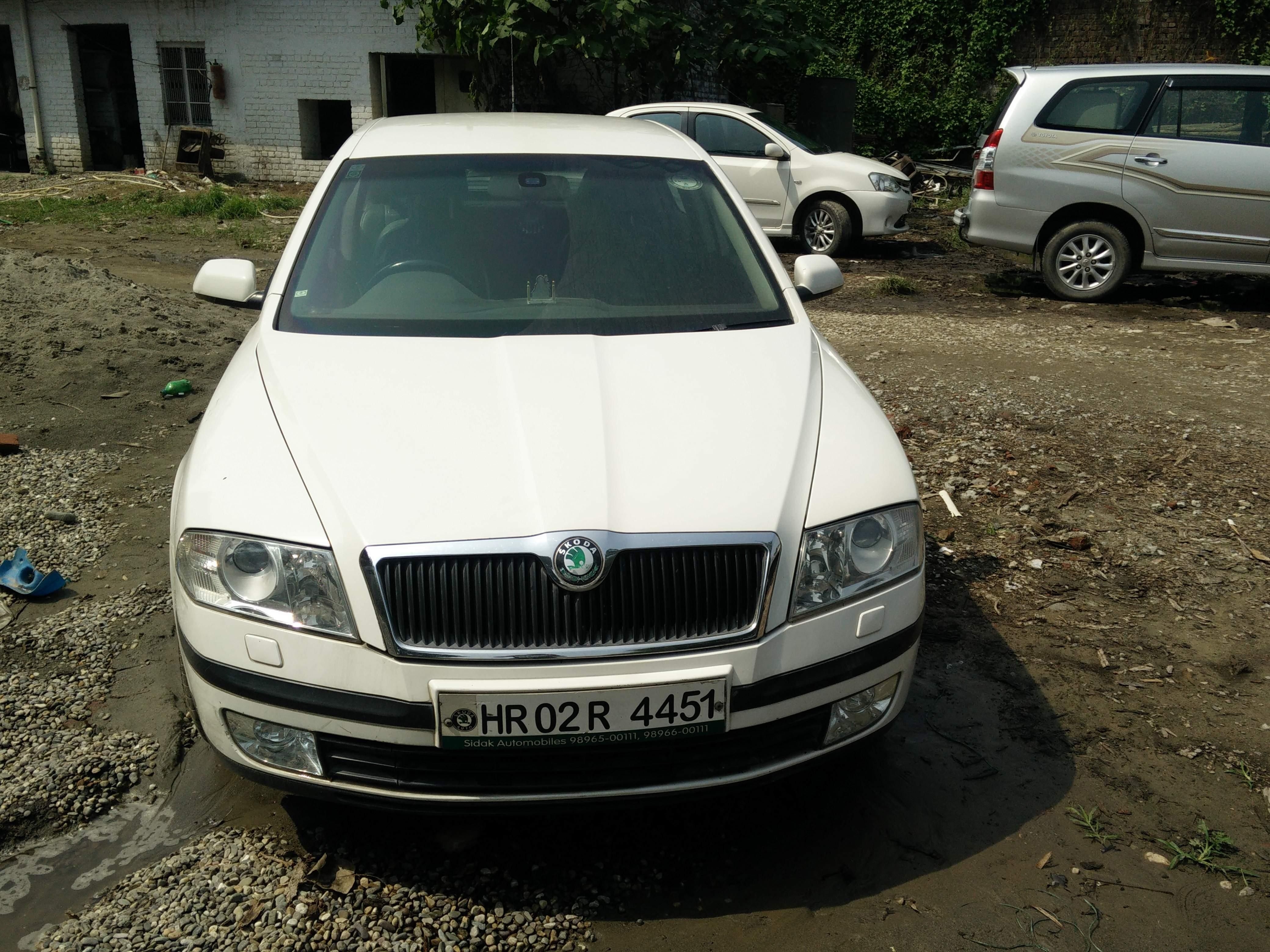 Used Skoda Laura Elegance Pd Model Pid Car For