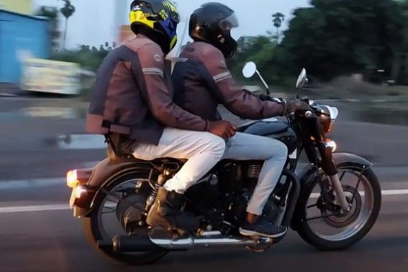 Next-Gen Royal Enfield Spied Again 