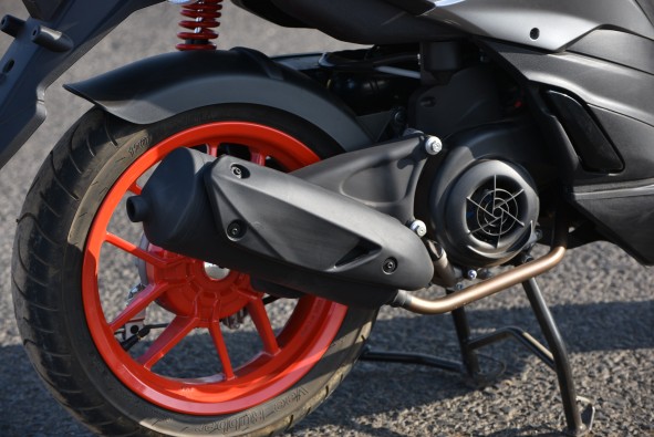 You can opt for a sportier 'Race boom' exhaust.