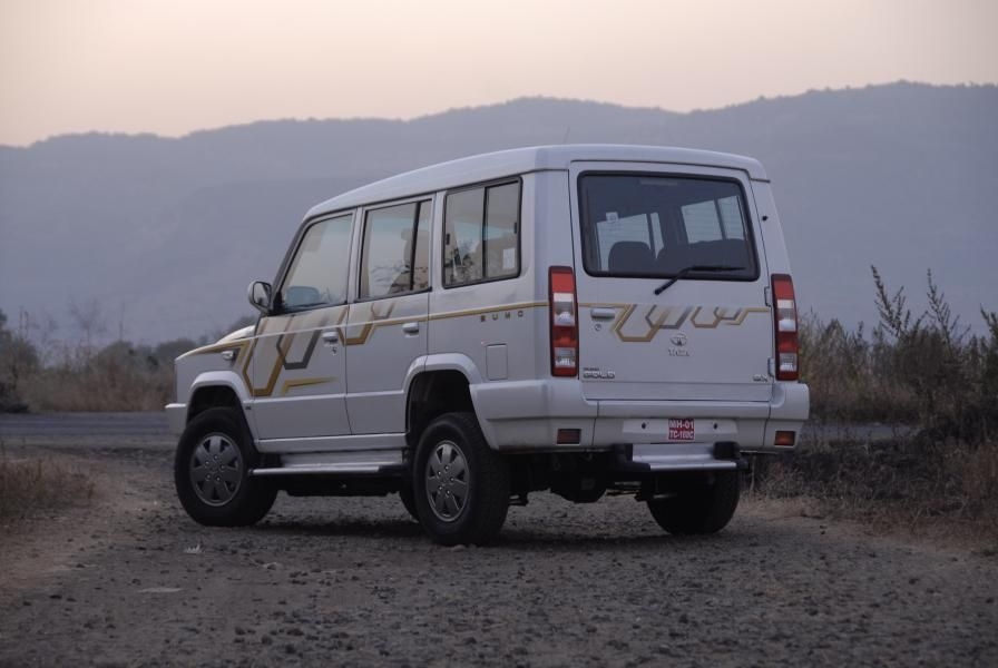 Tata Sumo SPACIO SA GOLD