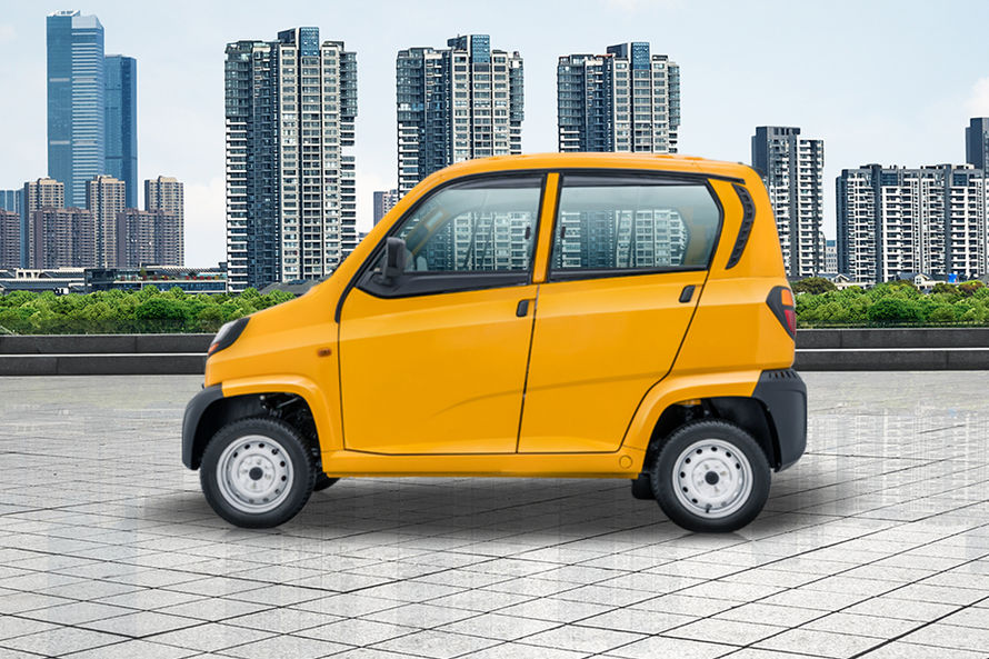 Bajaj Qute RE60 Petrol