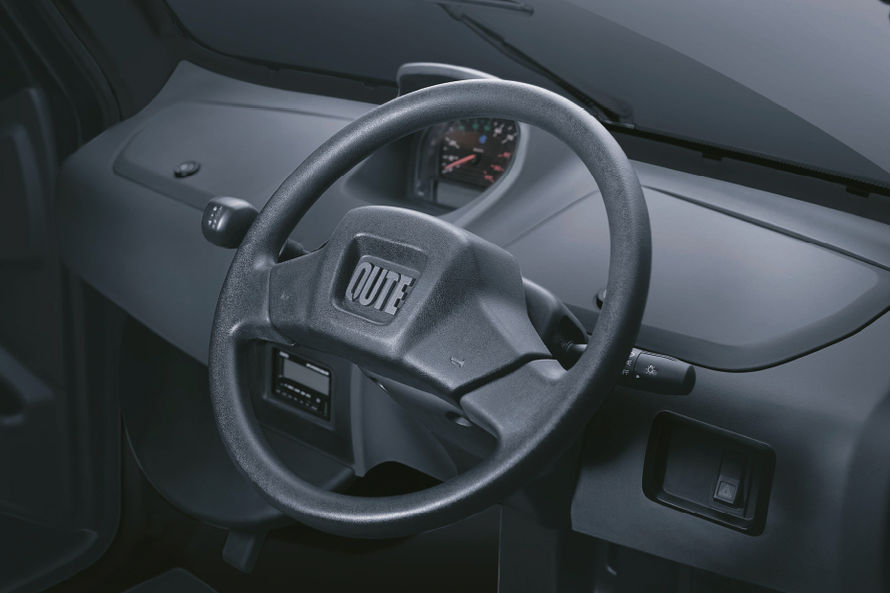 Bajaj Qute RE60 Petrol