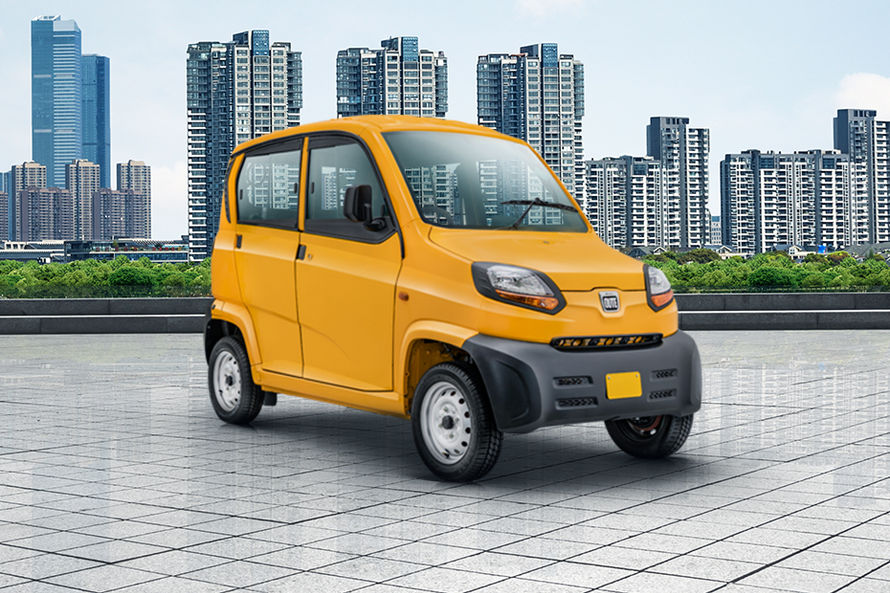 Bajaj Qute RE60 Petrol