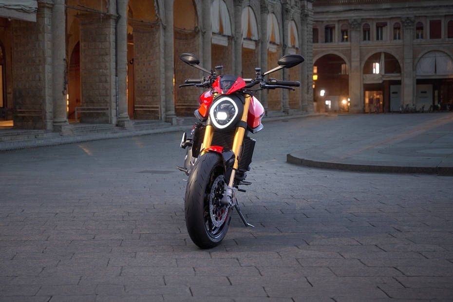 Ducati Monster 797