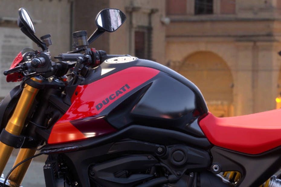 Ducati Monster 797