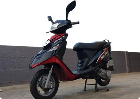 tvs scooty streak 