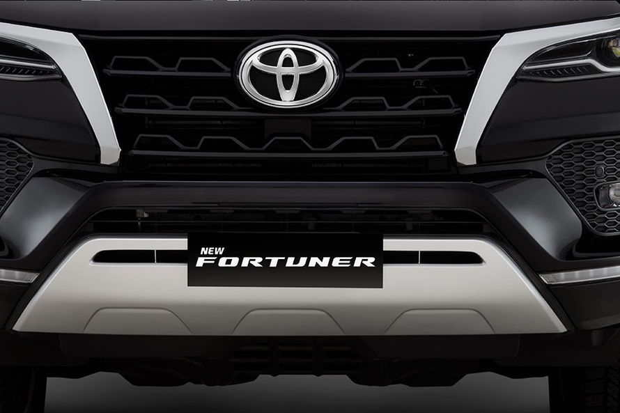 Toyota Fortuner 2.8 4x4 MT