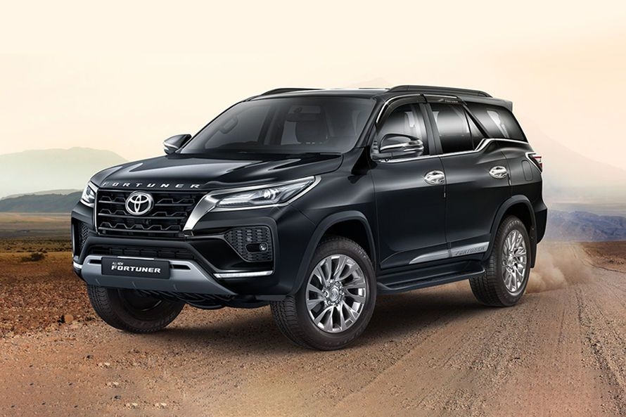 Toyota Fortuner 2.8 4x2 MT