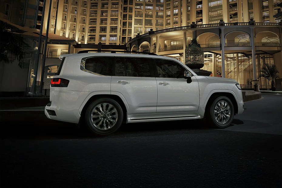 Toyota Land Cruiser V8