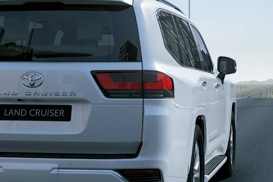 Toyota Land Cruiser V8
