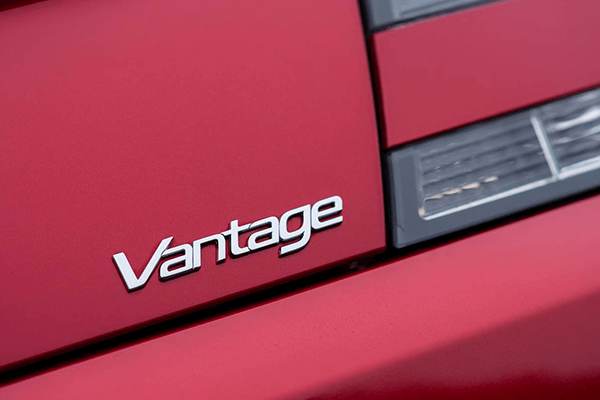 Aston Martin V12 Vantage S Coupe