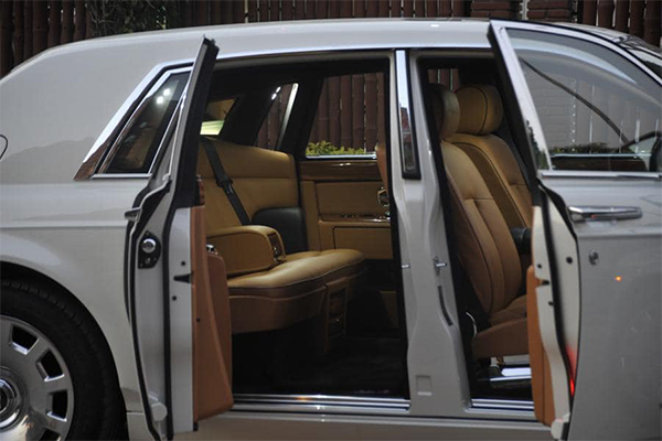 Rolls Royce PHANTOM SERIES II PHANTOM EWB