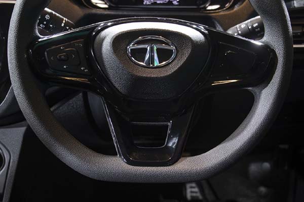 Tata Tiago NRG Petrol