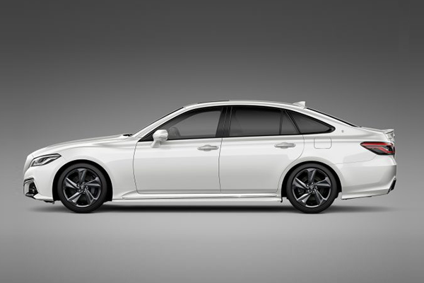 Toyota Crown Royal Saloon