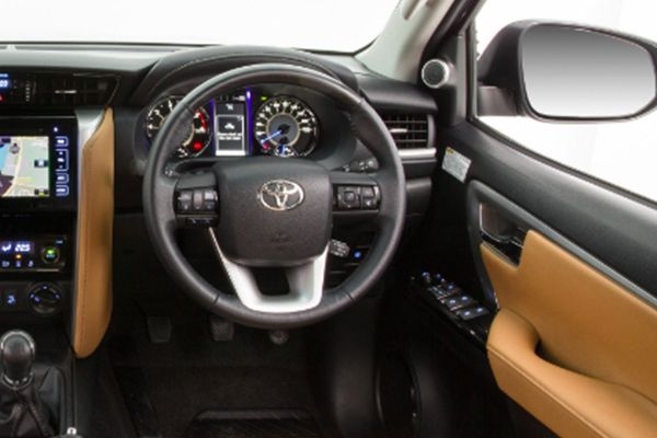 Toyota Fortuner Sigma 4