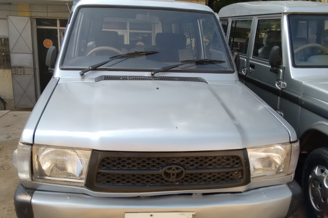 Used Toyota Qualis SLE 2001