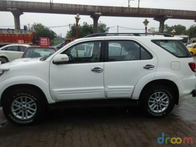 Used Toyota Fortuner 3.0 4x4 AT 2013