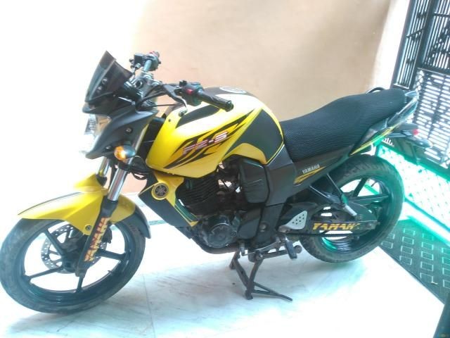 Used Yamaha FZs 150cc 2011