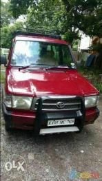Used Toyota Qualis 2.4 DFS 2001