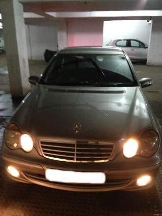 Used Mercedes-Benz C-Class 200K 2004