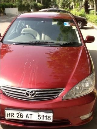 Used Toyota Camry 2.5 AT 2005