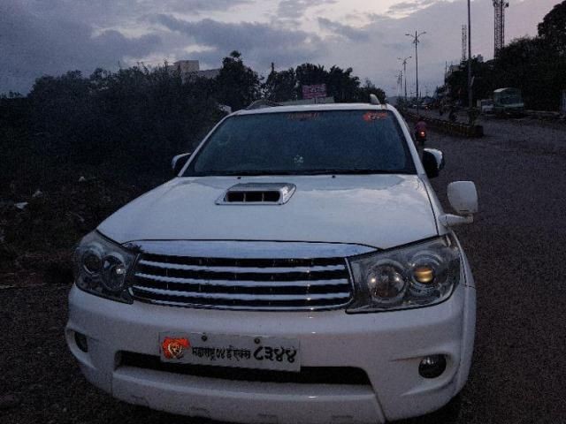 Used Toyota Fortuner 3.0 4X2 AT 2012