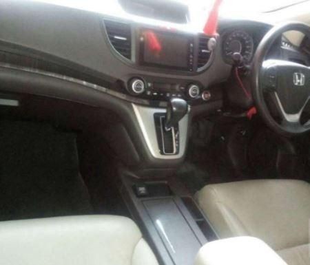 Used Honda CR-V 2.4 AT 2015
