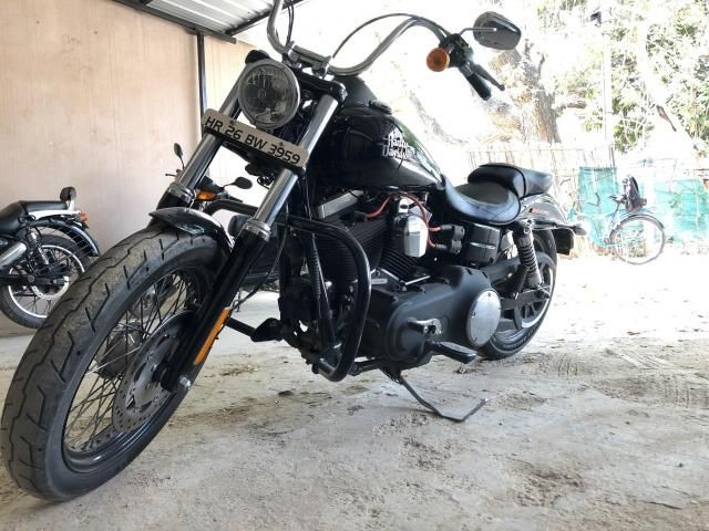 Used Harley-Davidson Street Bob 2012