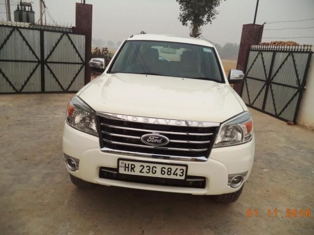 Used Ford Endeavour 4x2 AT 2011