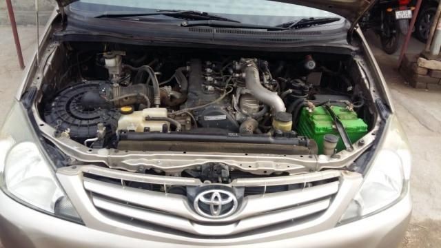 Used Toyota Innova 2.5 G 2014