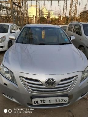 Used Toyota Camry 2.4 AT 2007