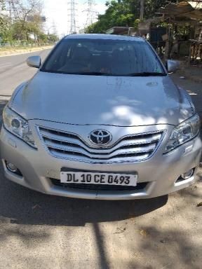 Used Toyota Camry W2 AT 2011