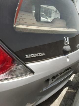 Used Honda Brio VX MT 2015