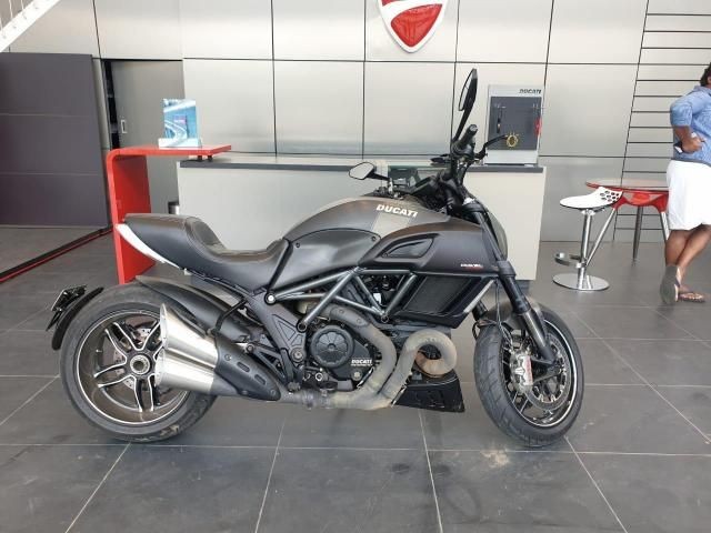 Used Ducati Diavel Carbon 2017