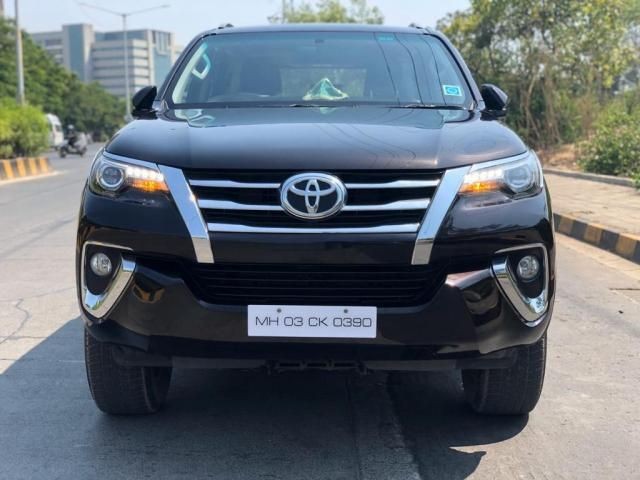 Used Toyota Fortuner 2.8 4x4 AT 2016
