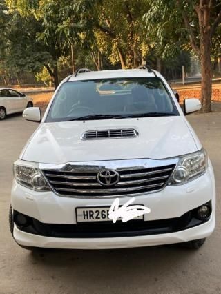 Used Toyota Fortuner 3.0 4x4 AT 2012