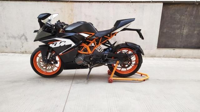 Used KTM RC 200cc 2014