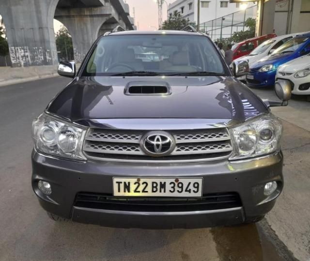 Used Toyota Fortuner 3.0 4x4 AT 2010