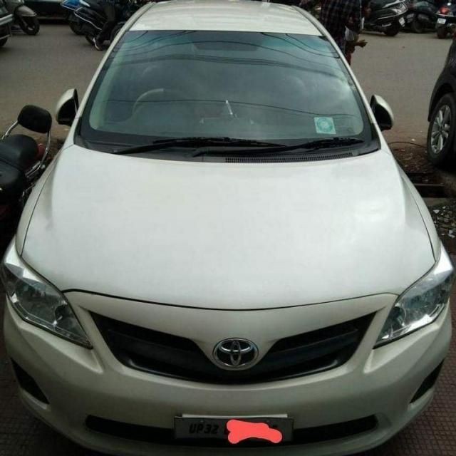 Used Toyota Corolla Altis D-4D G 2013