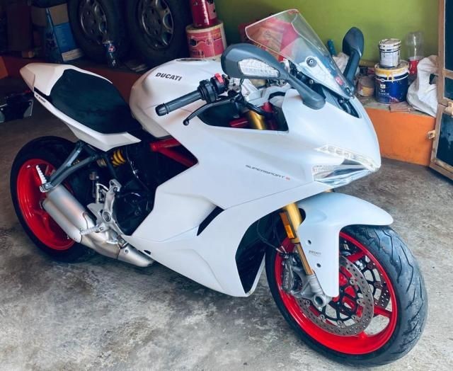 Used Ducati SuperSport S 2018