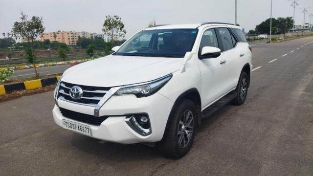 Used Toyota Fortuner 2.8 4x4 AT 2018