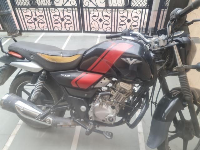Used Bajaj V12 125cc 2016