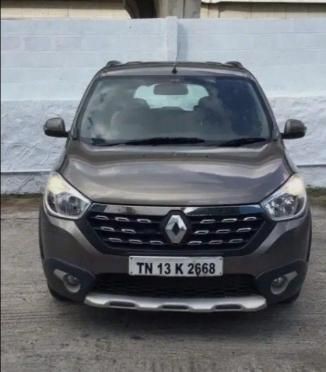 Used Renault Lodgy 110 PS RXL Stepway 8 STR 2017