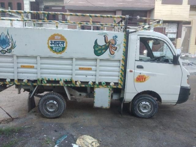 Used Mahindra Supro Mini Van 2019