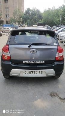 Used Toyota Etios Cross 1.2 G 2015