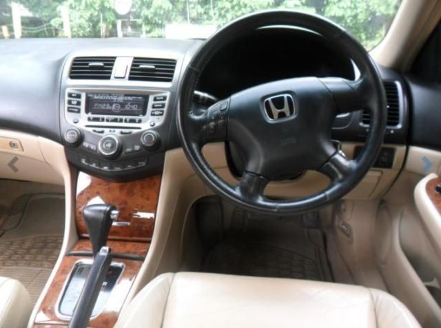 Used Honda Accord 2.3 VTI L MT 2005