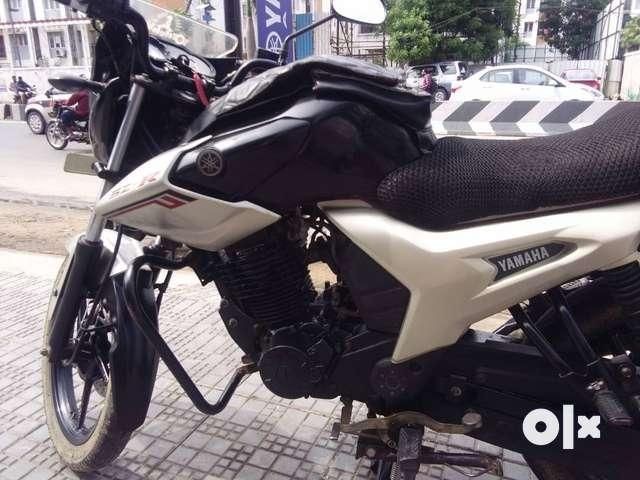 Used Yamaha SZR 150cc 2013