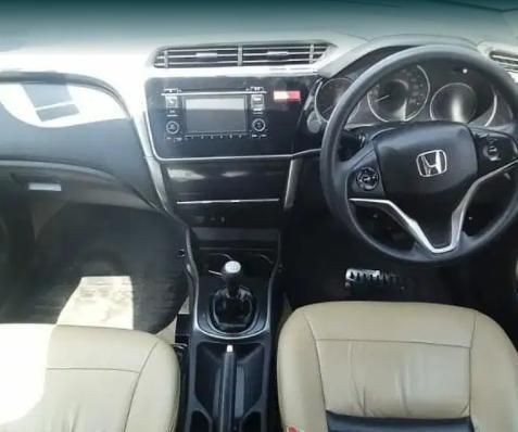 Used Honda City V i-DTEC 2015
