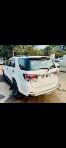Used Toyota Fortuner 2.8 4x4 AT 2015