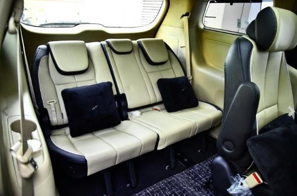 Used Kia Carnival Limousine 7 STR 2020